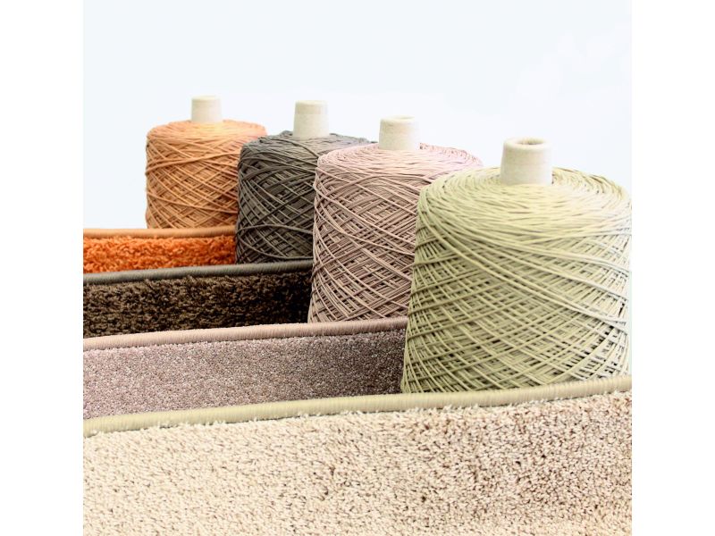 industrijski konac u boji 838